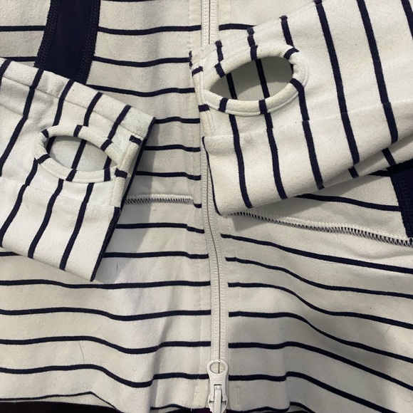 Lululemon In Stride Jacket - Picture 11 of 12